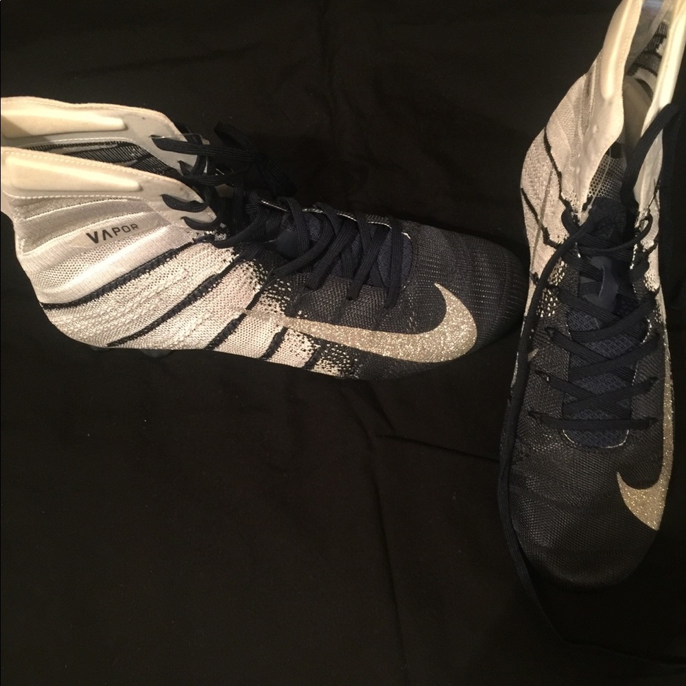 Men Nike football cleats